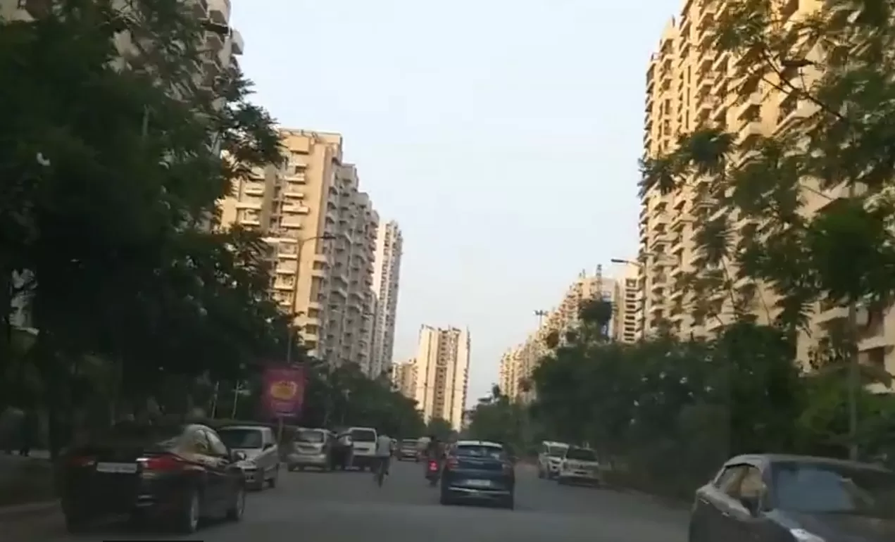 Gaur City 16th Avenue Flats Noida Extension